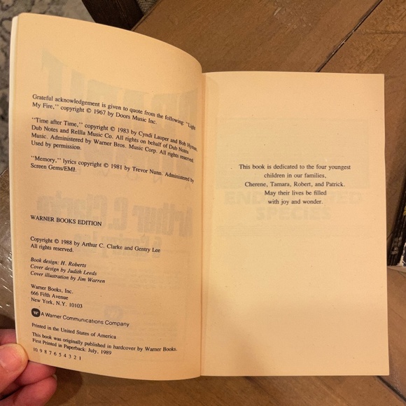 2 Books: 2061: ODYSSEY THREE by Arthur C Clarke & CRADLE by Clarke & Gentry Lee - Picture 3 of 4